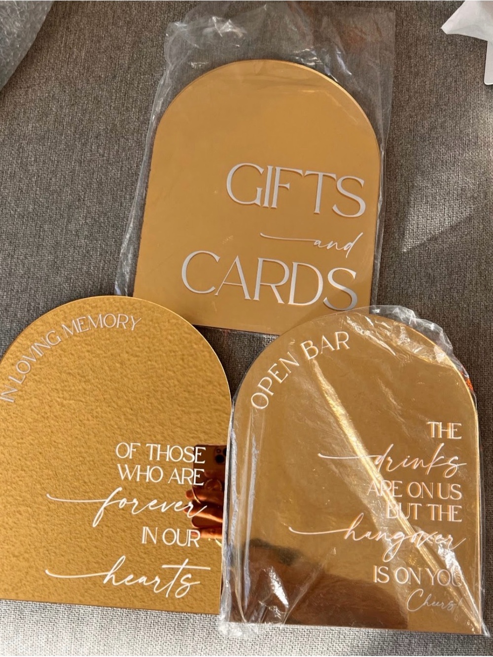 Gifts and Cards Metallic Gold Party Sign Set